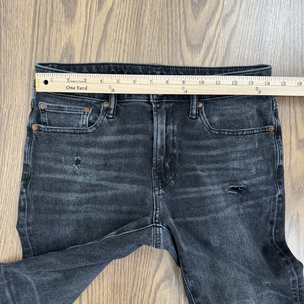 American Eagle Jeans Mens 30x30 Black Slim Low Rise Distressed Ripped Dark Denim - Picture 13 of 16